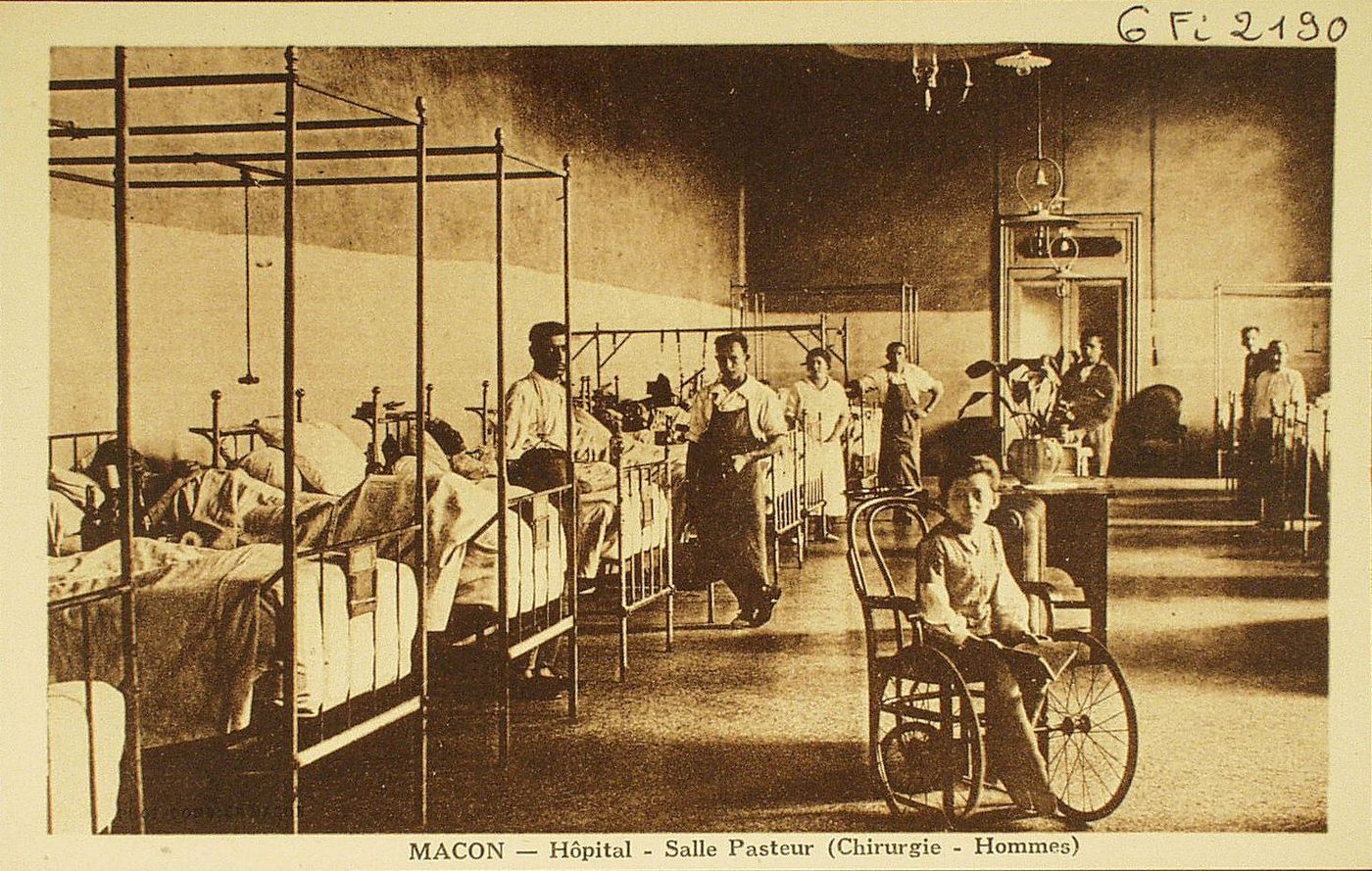 Mâcon. Hôpital. Salle pasteur (chirurgie-hommes).