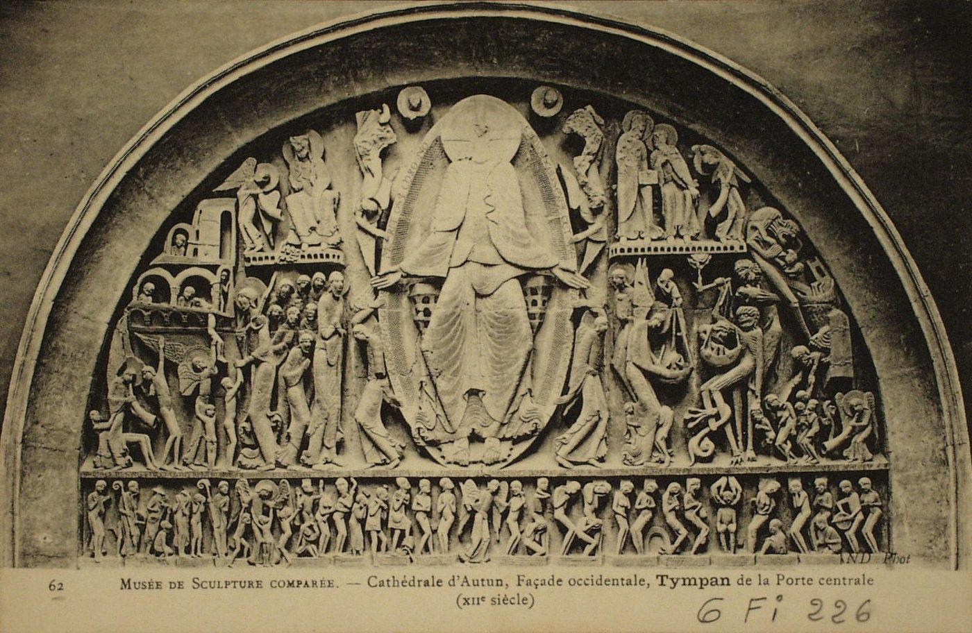 Musée de sculpture comparée. Cathédrale d'Autun, façade occidentale, tympan de la porte centrale (XIIe s.).