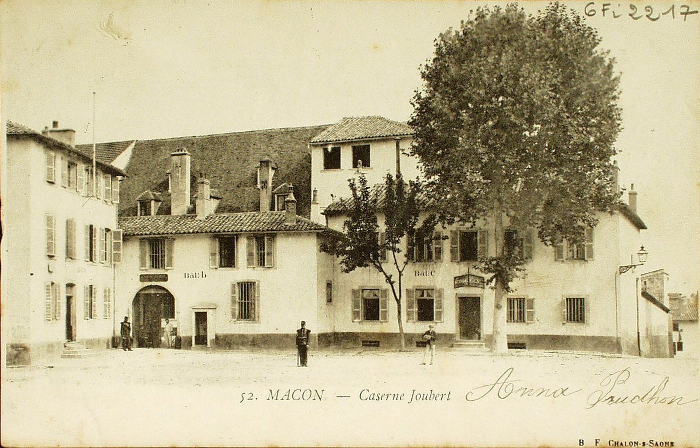 Mâcon. Caserne Joubert.