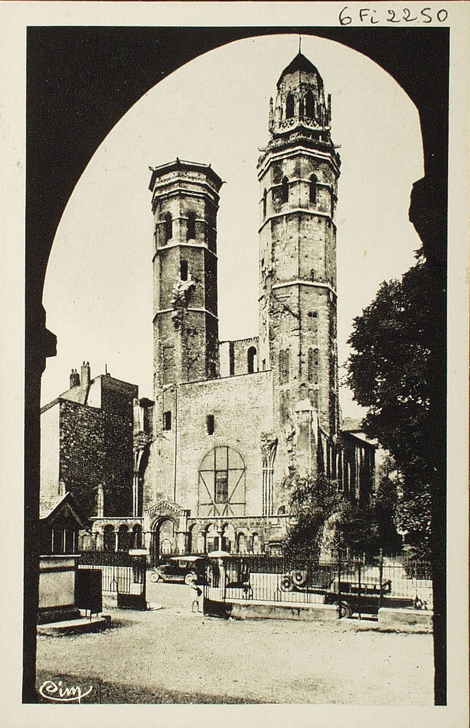 Mâcon. Le vieux Saint-Vincent.