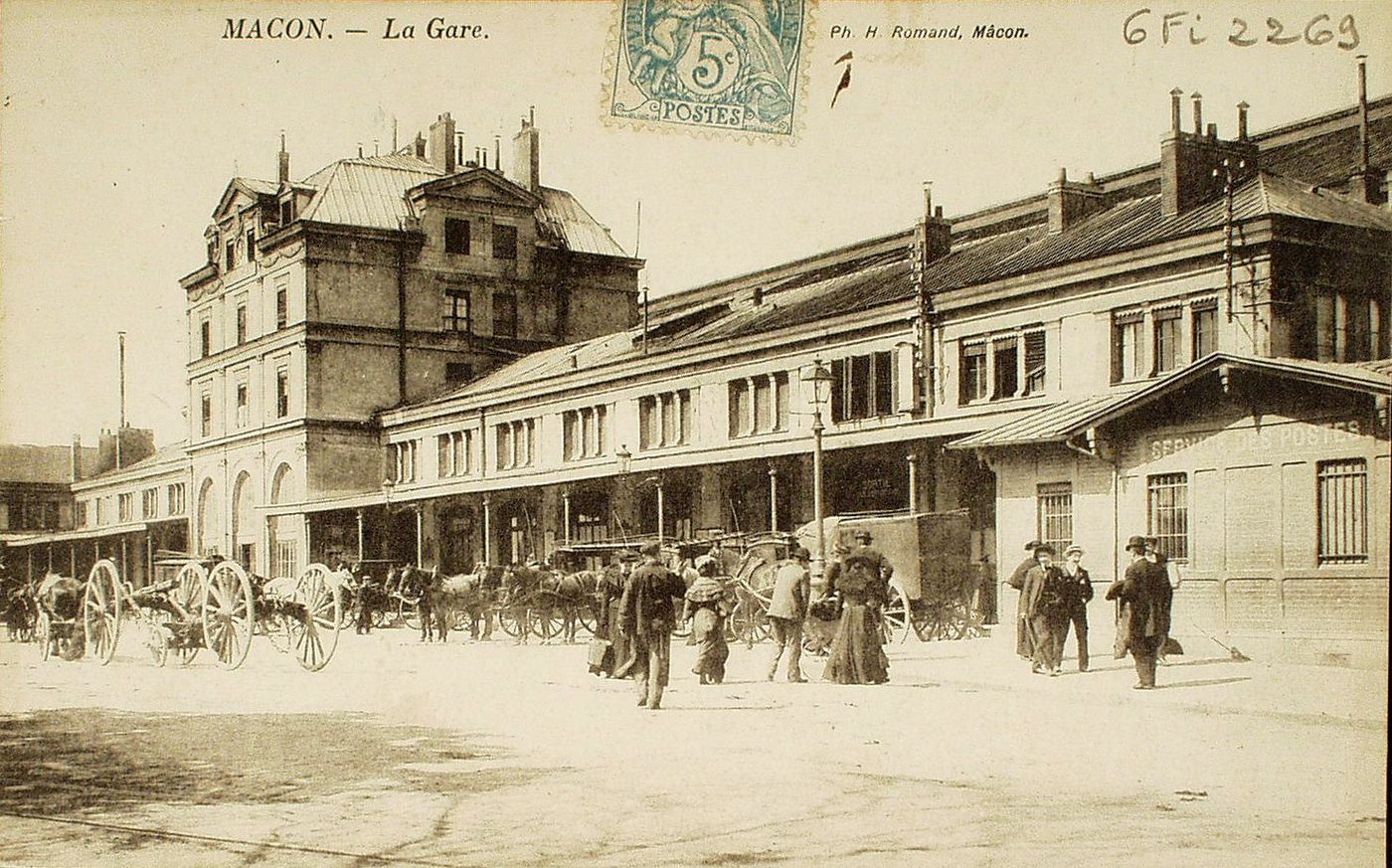 Mâcon. La gare.