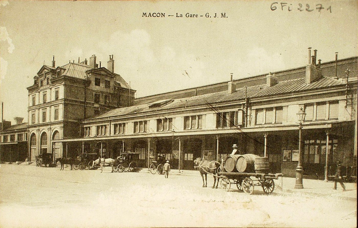 Mâcon. La gare.