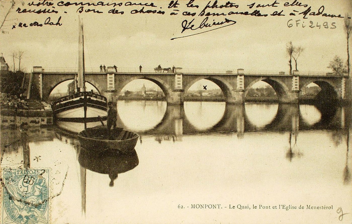 Montpont. Le quai, le pont et l'église de Menestérol.