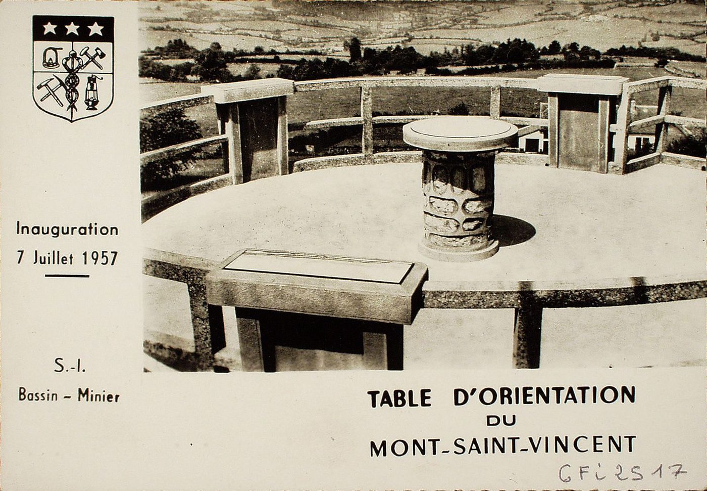 Table d'orientation du Mont-Saint-Vincent. Inauguration du 7 juillet 1957.