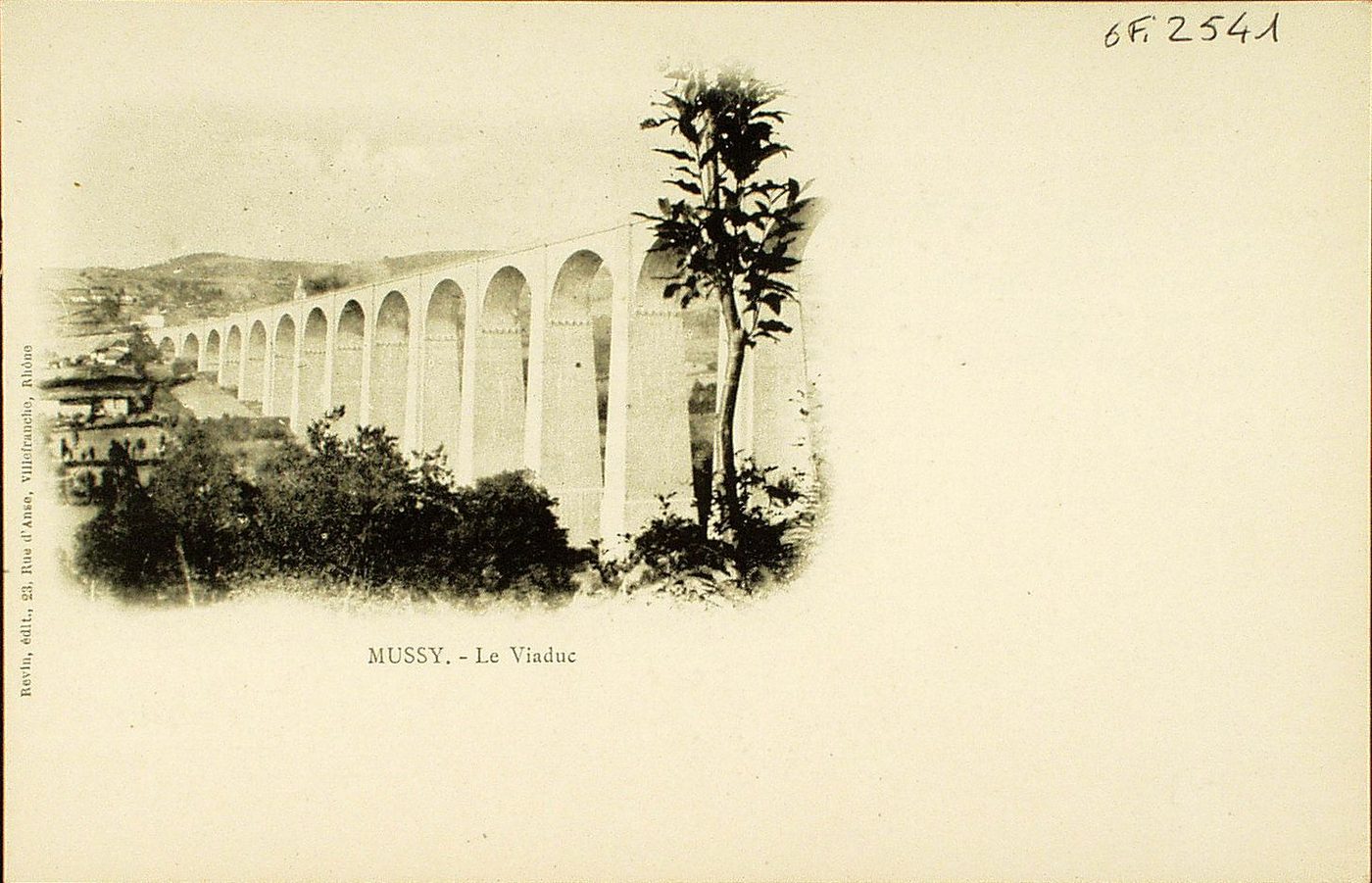 Mussy. Le viaduc.