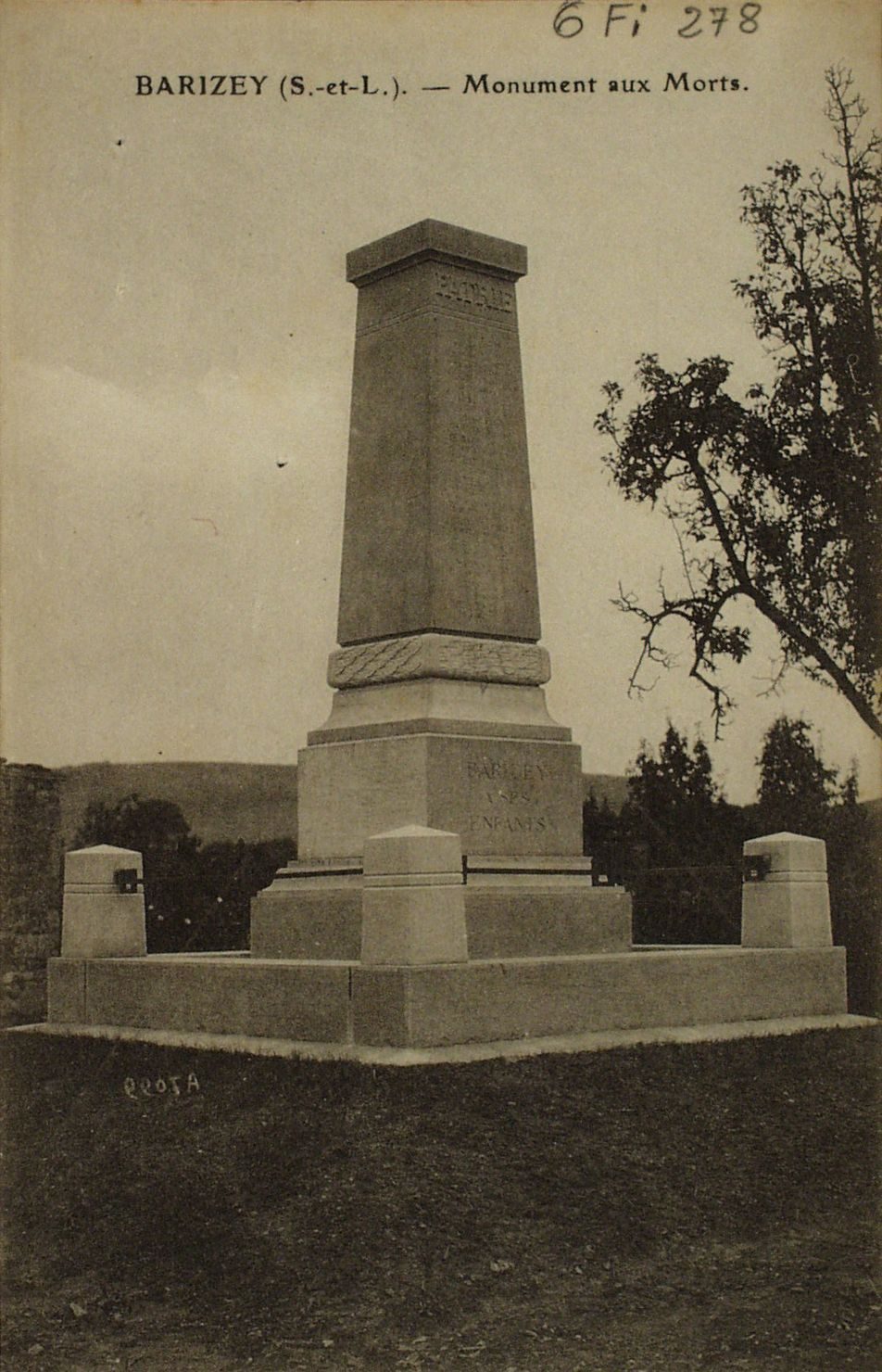 Barizey. Monuments aux morts.