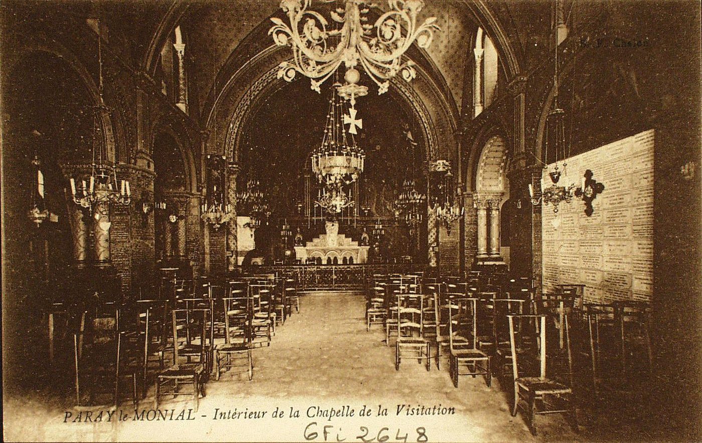 Paray-le-Monial. Intérieur de la chapelle de la Visitation.