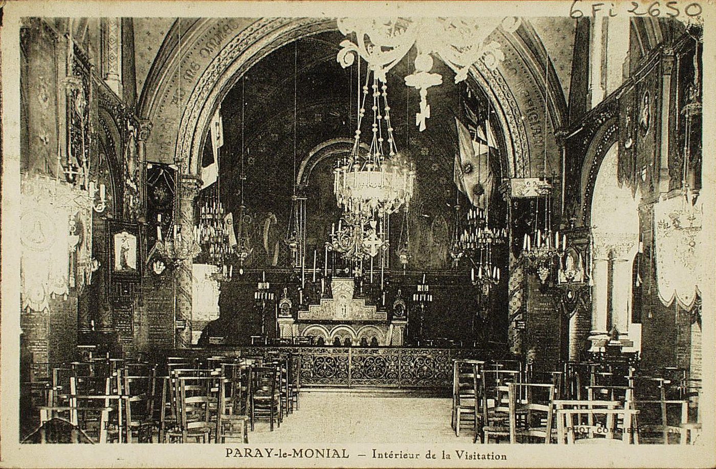 Paray-le-Monial. Intérieur de la Visitation.