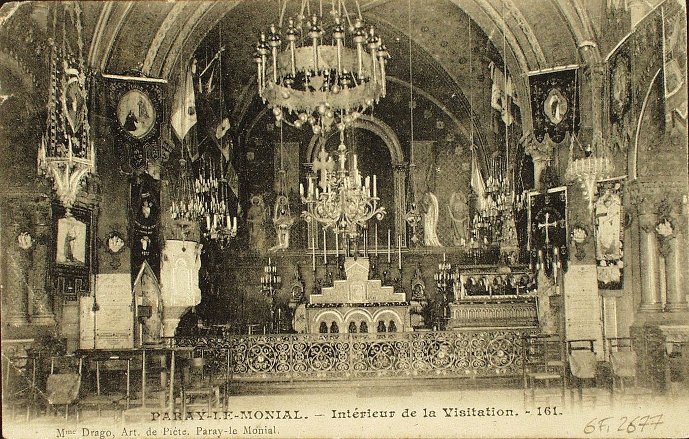 Paray-le-Monial. Intérieur de la Visitation.