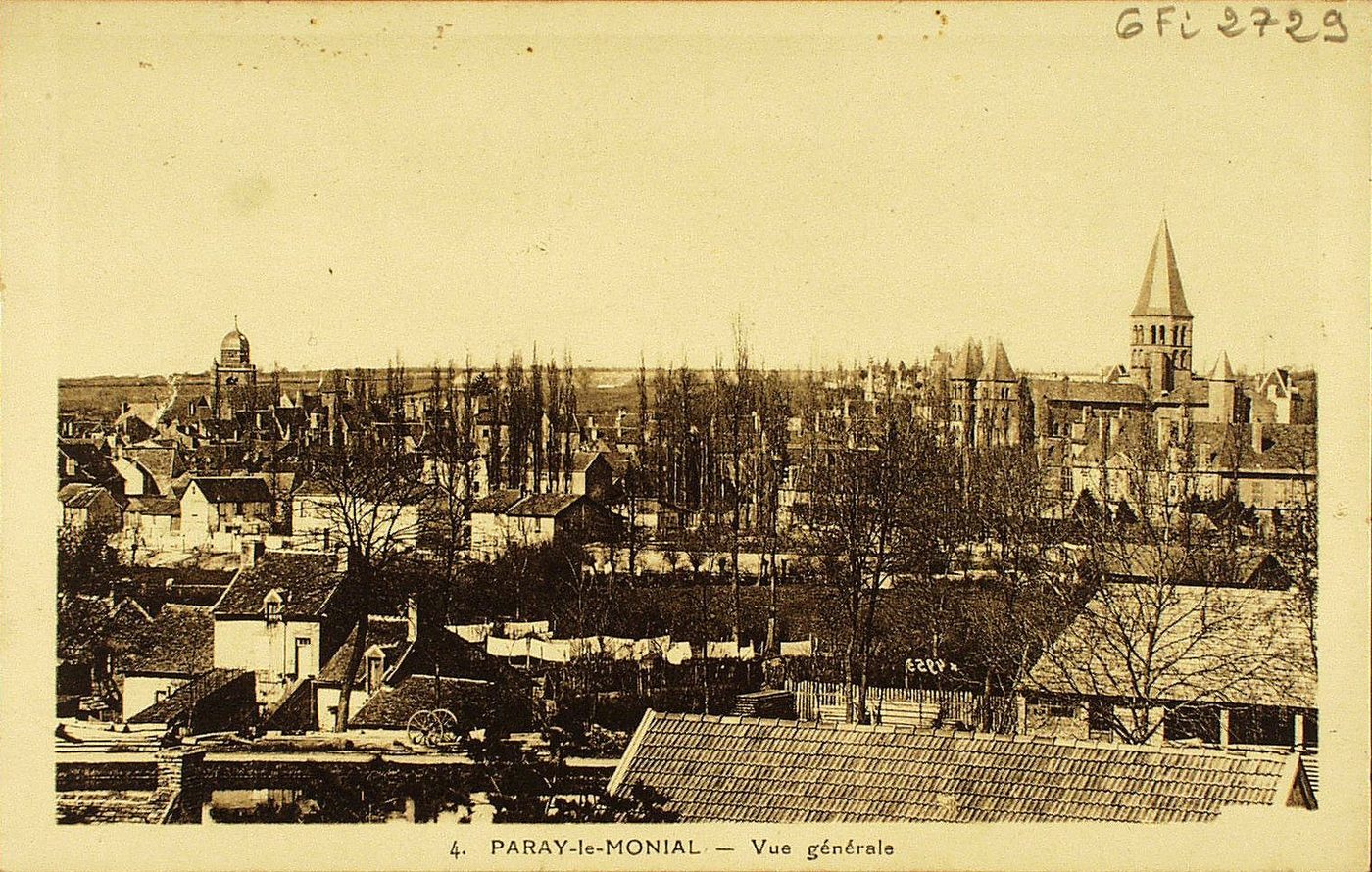 Paray-le-Monial. Vue générale.