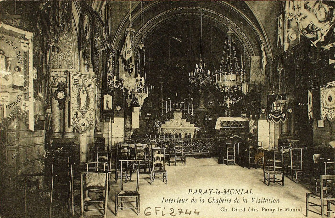Paray-le-Monial. Intérieur de la chapelle de la Visitation.