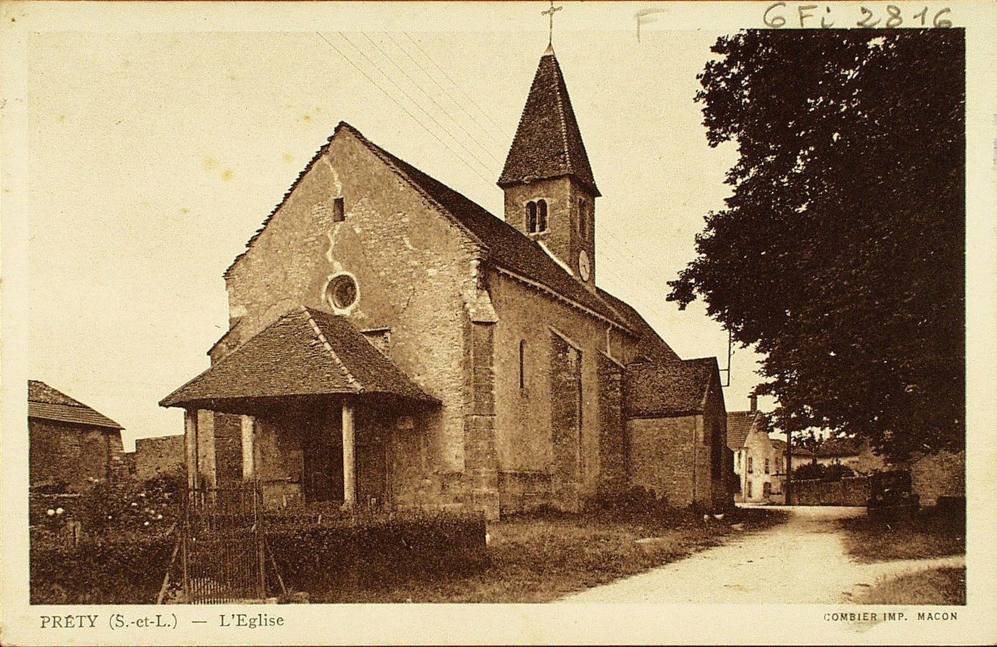 Préty. L'église.