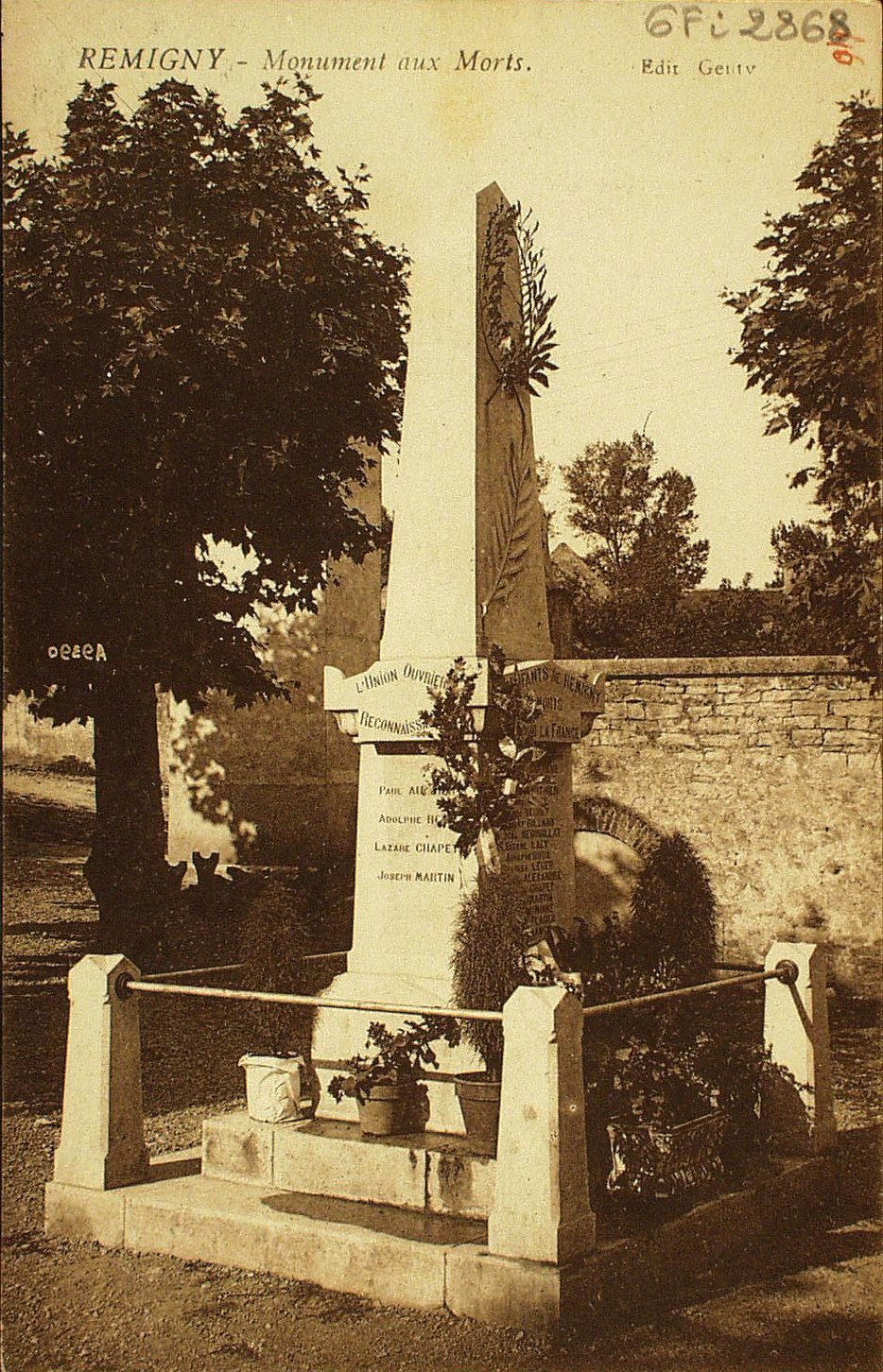 Remigny. Monument aux morts.