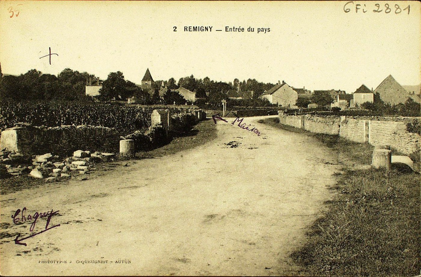 Remigny. Entrée du pays.