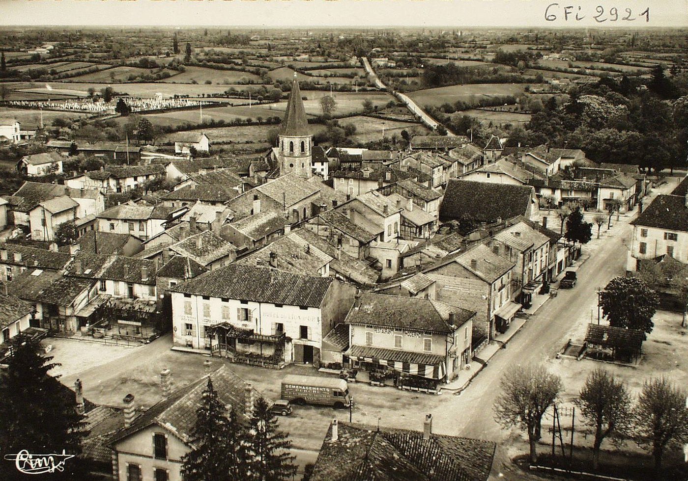 Romenay. Vue aérienne.