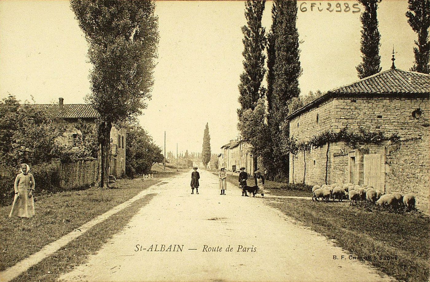 Saint-Albain. Route de Paris.
