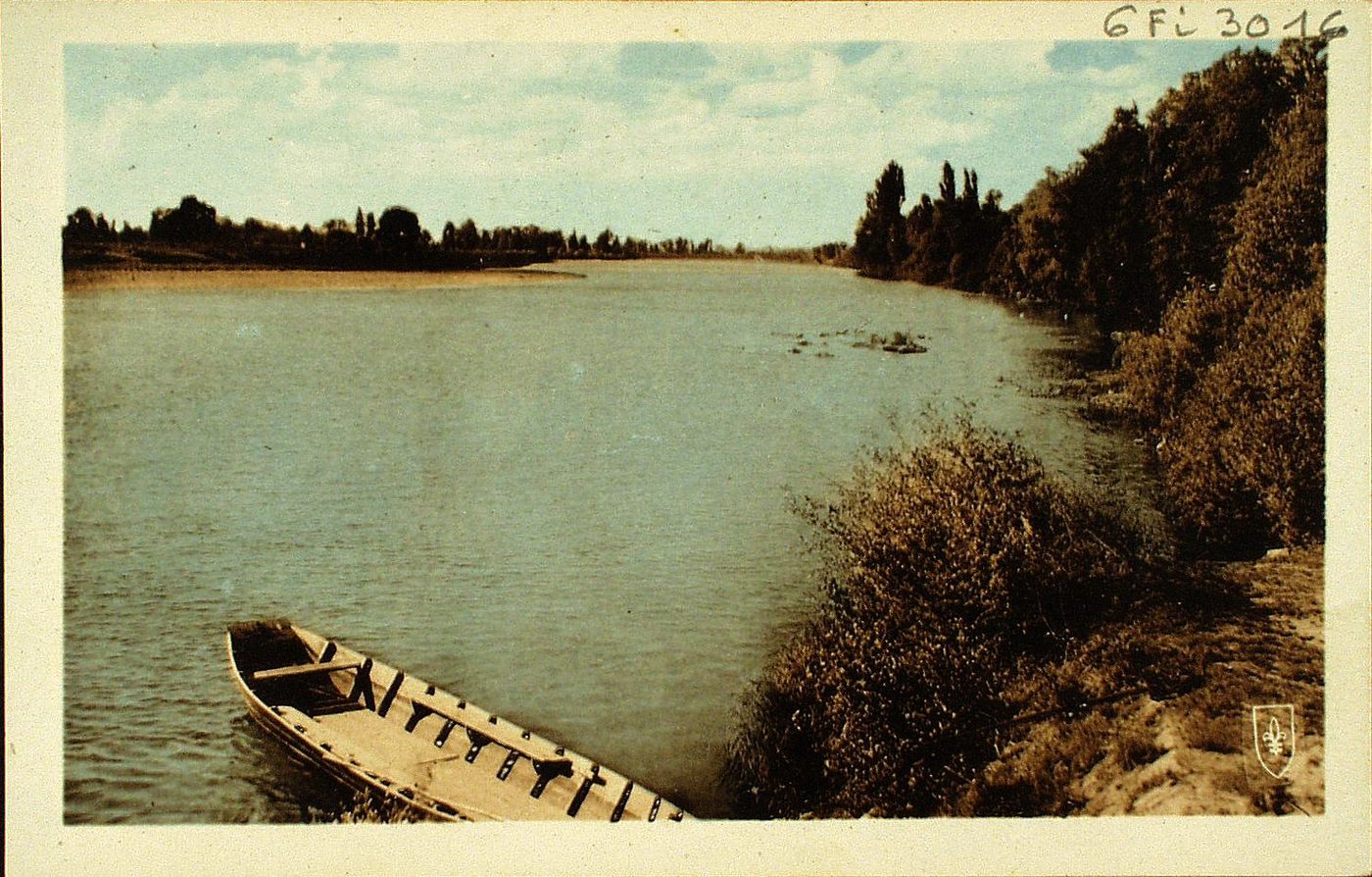 Saint-Aubin-sur-Loire. Le bac et les roches.