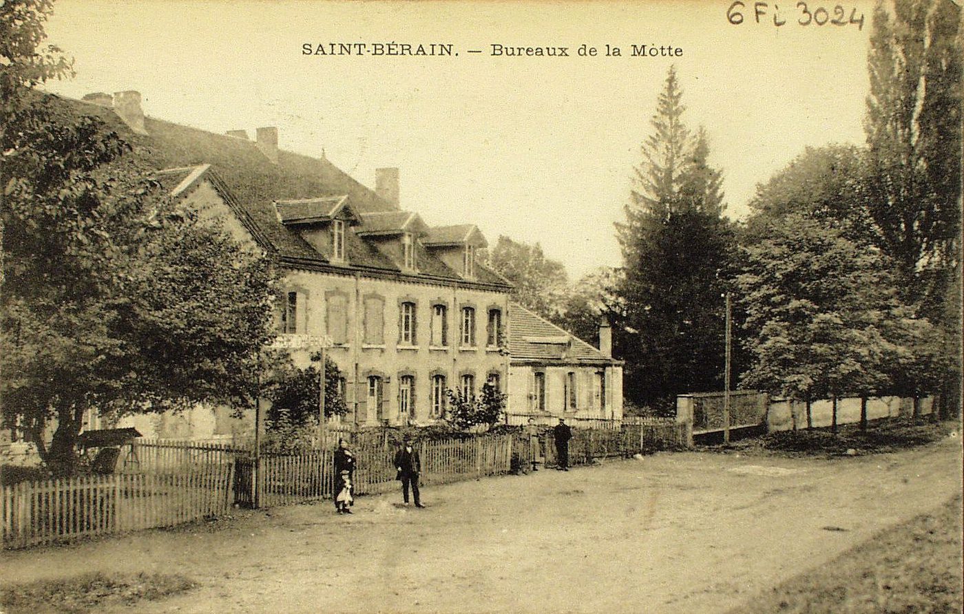 Saint-Bérain. Bureaux de la Motte.