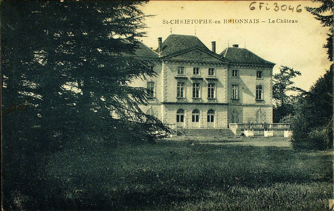 Saint-Christophe-en-Brionnais. Le château.