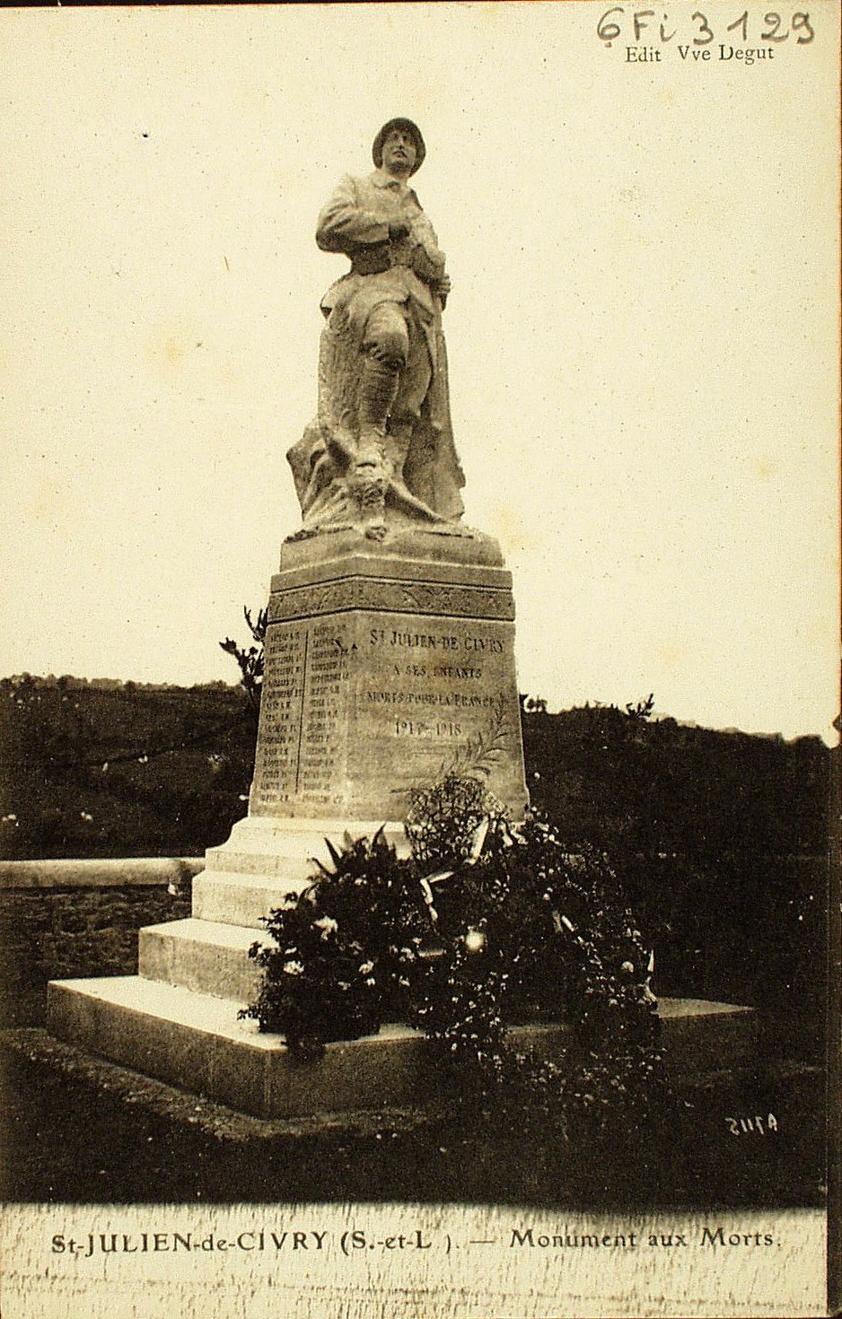 Saint-Julien-de-Civry. Monument aux morts.