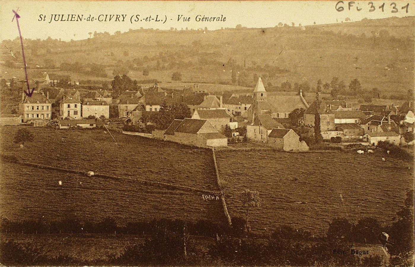 Saint-Julien-de-Civry. Vue générale.