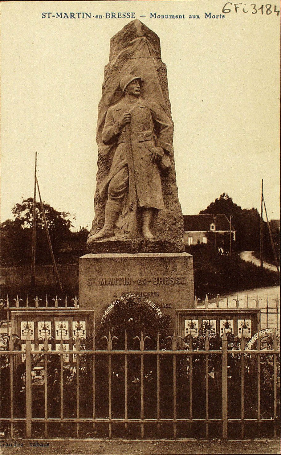 Saint-Martin-en-Bresse. Monument aux morts.
