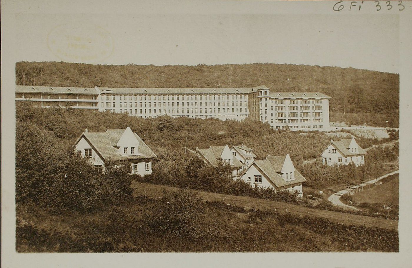 Bergesserin. Le sanatorium et ses pavillons.