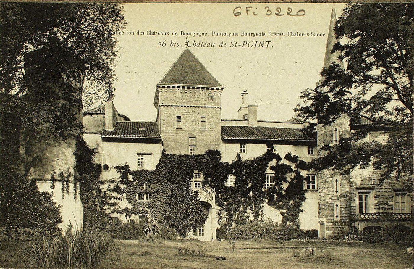 Château de Saint-Point.