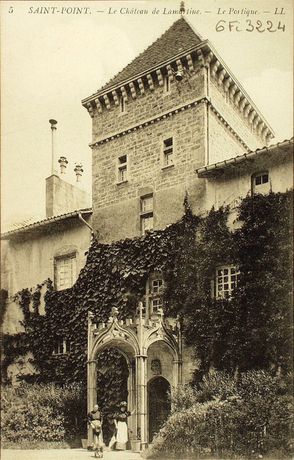 Saint-Point. Le château de Lamartine.
