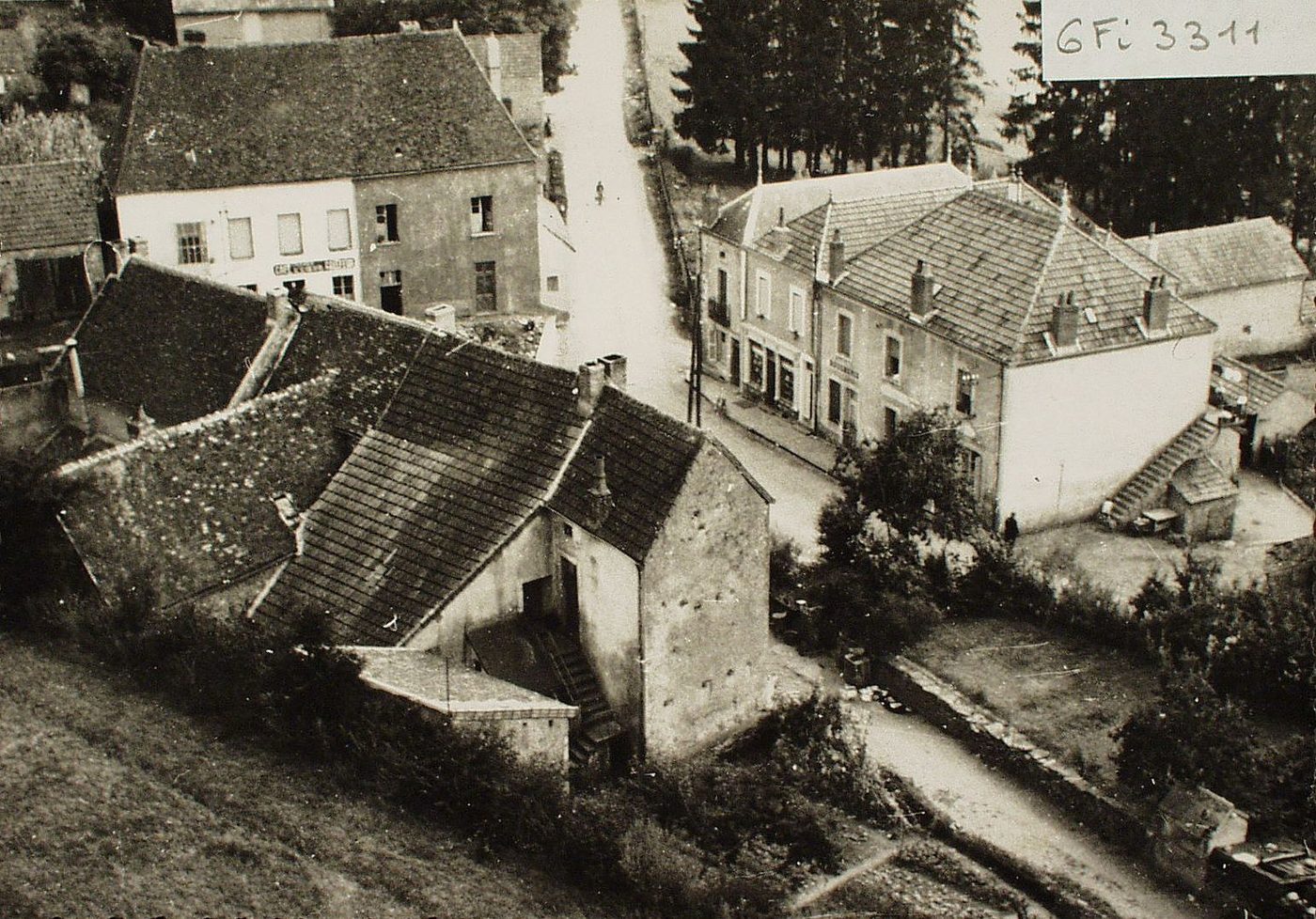 Saint-Sernin-du-Bois. Vue générale.