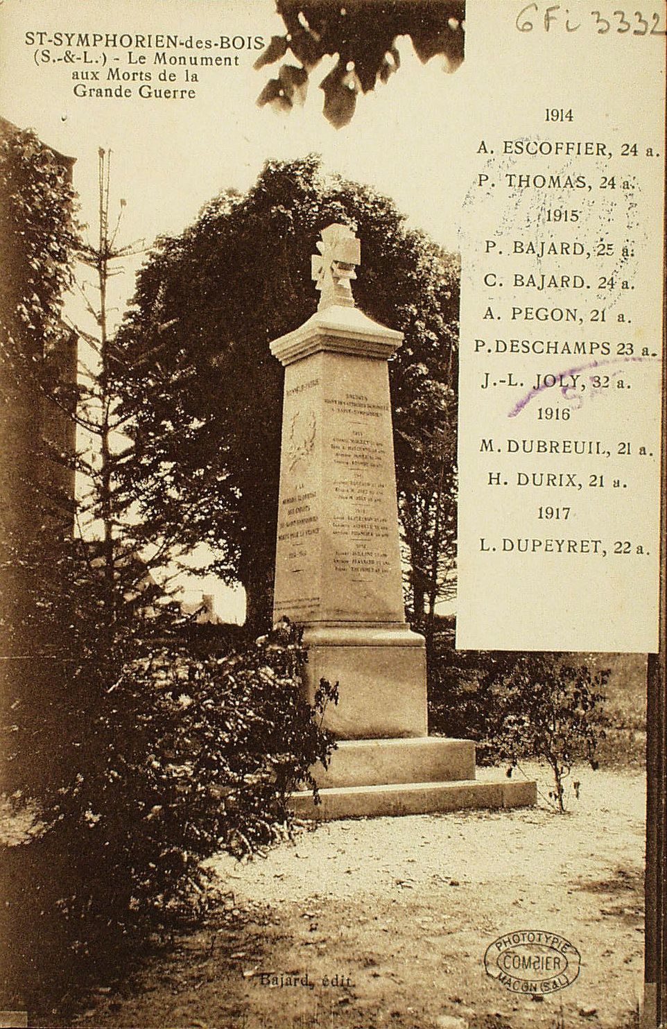Saint-Symphorien-des-Bois. Le monument aux morts de la grande guerre.