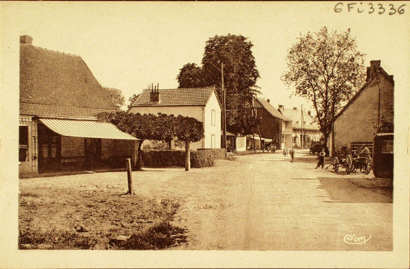 Saint-Usuge. Route de Louhans (côté Nord).