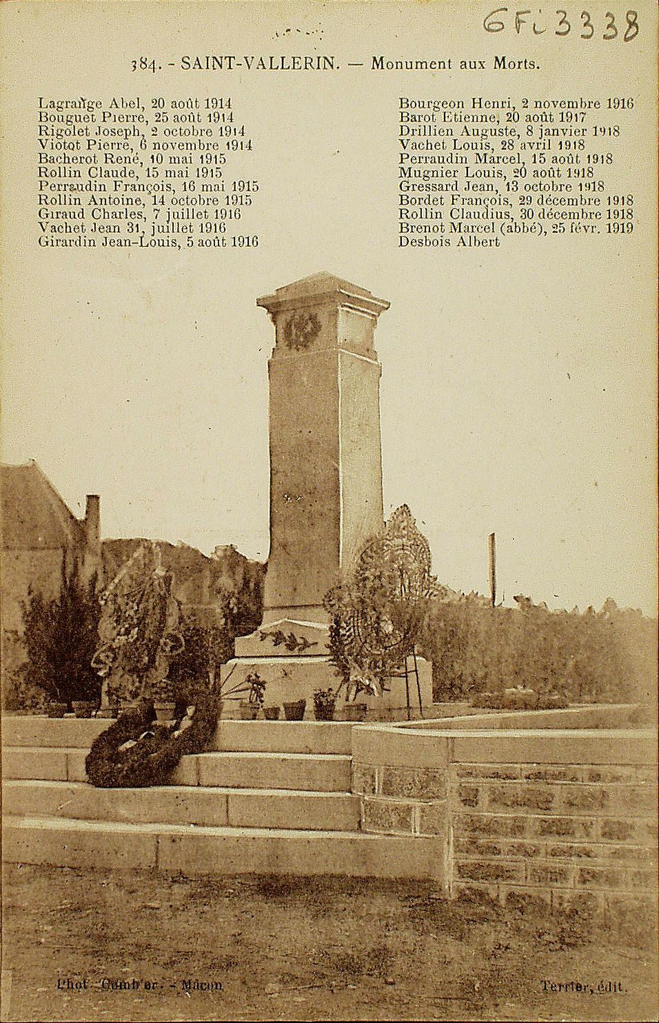 Saint-Vallerin. Monument aux morts.