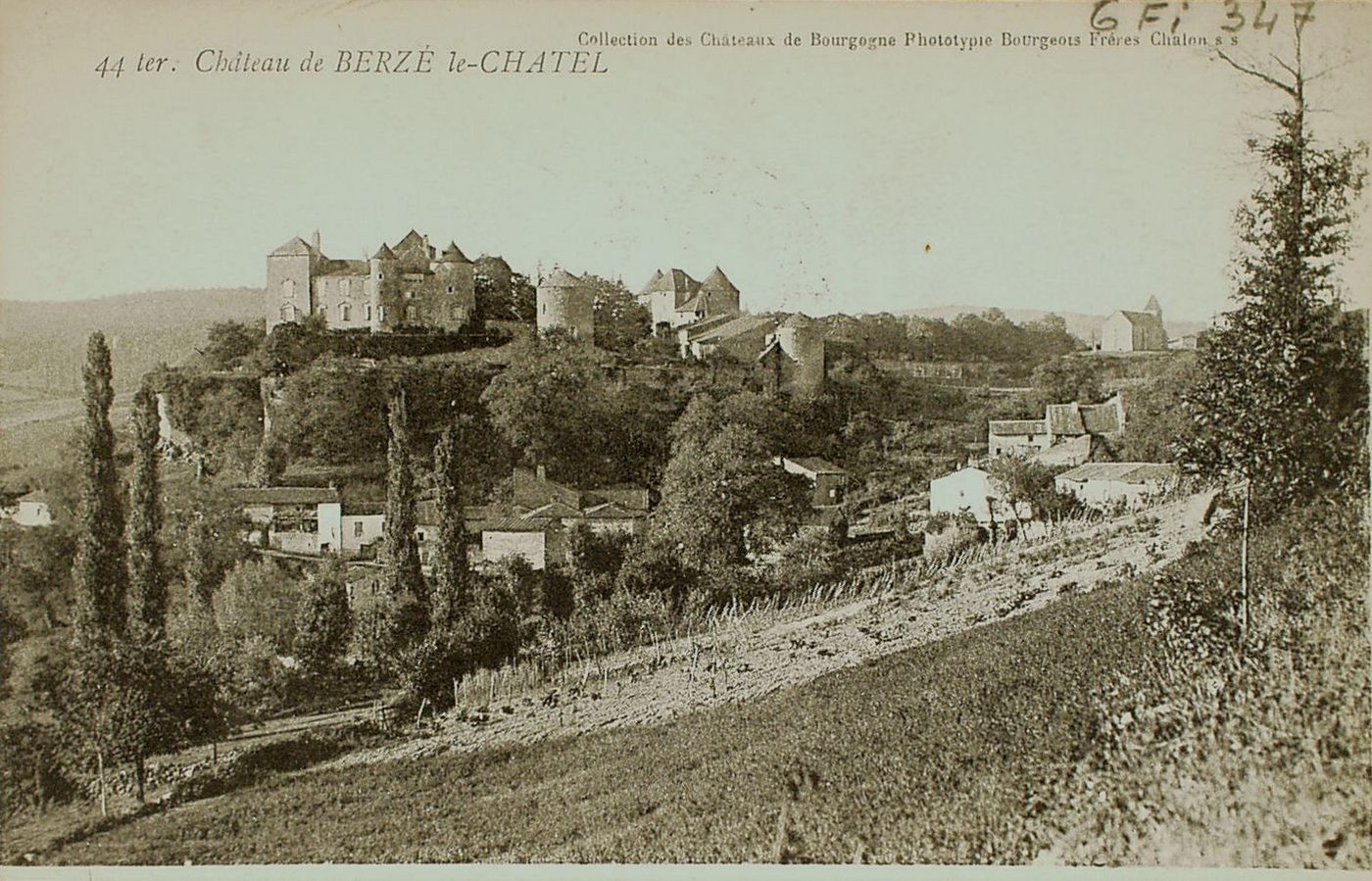Château de Berzé-le-Châtel.