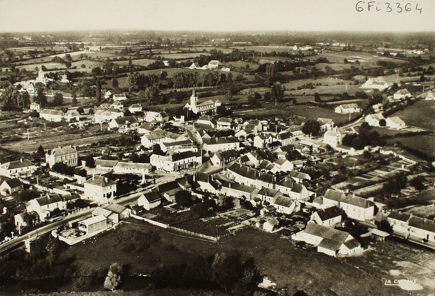 Saint-Yan. Vue aérienne.