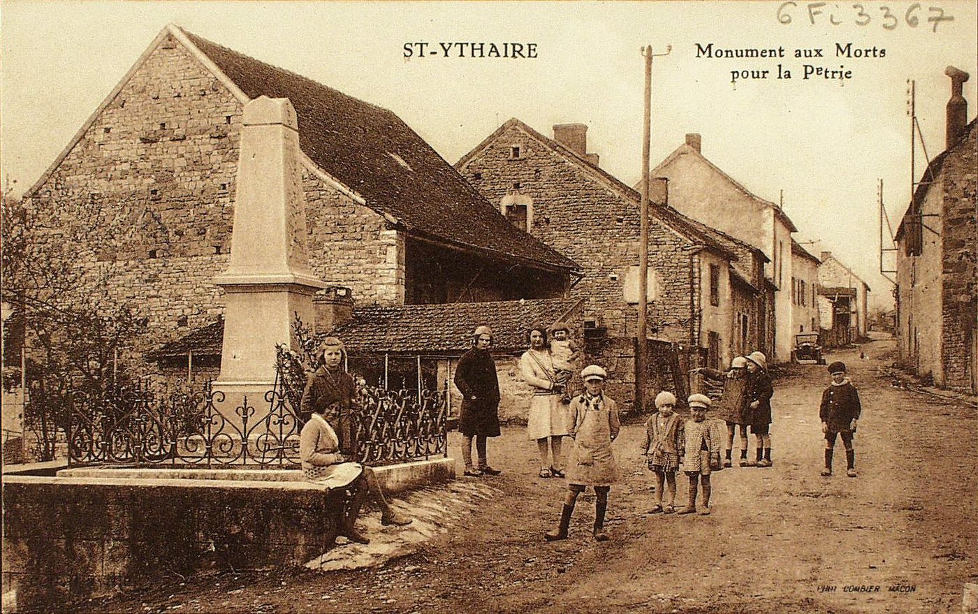 Saint-Ythaire. Monument aux morts pour la patrie.