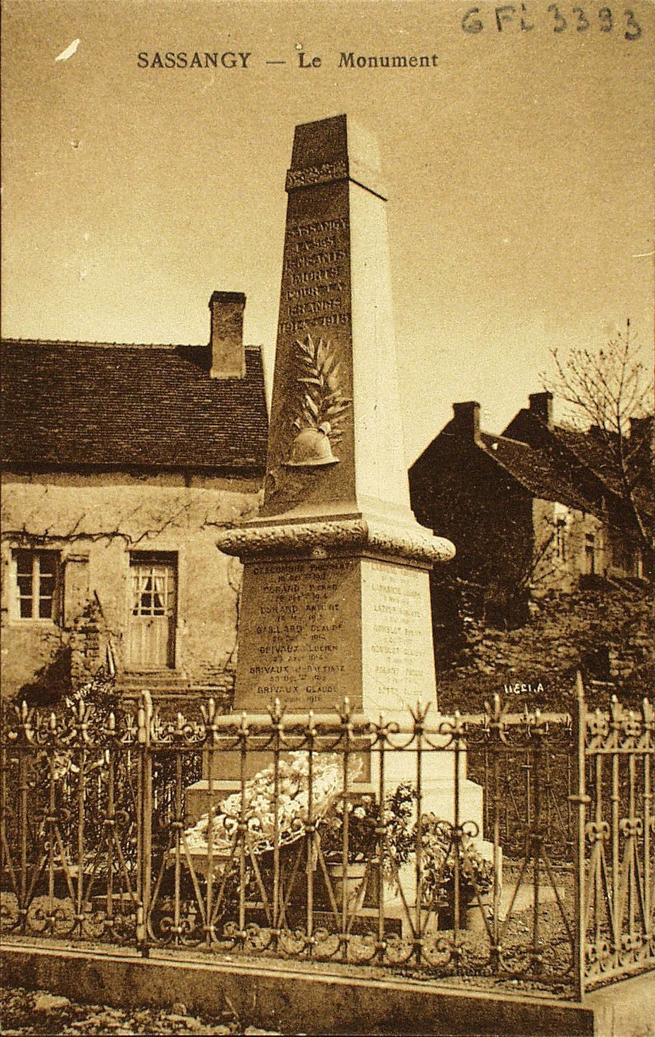 Sassangy. Le monument.