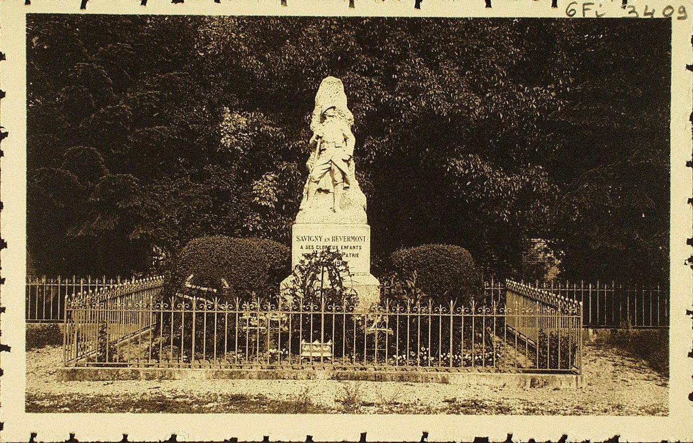 Savigny-en-Revermont. Monument aux morts 1914-1918.