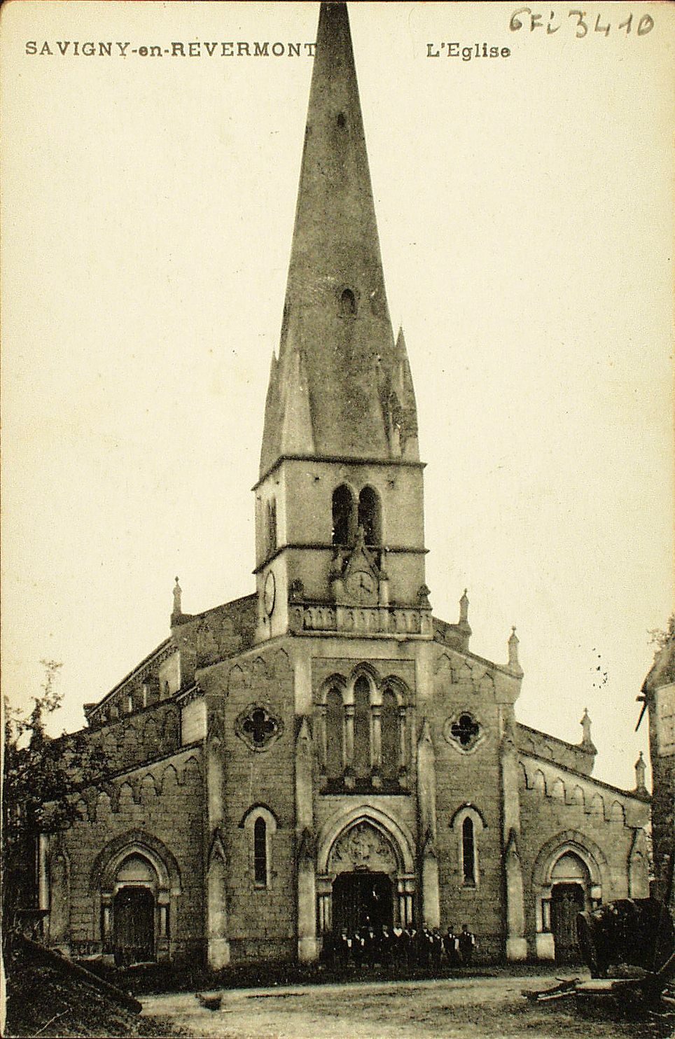Savigny-en-Revermont. L'église.