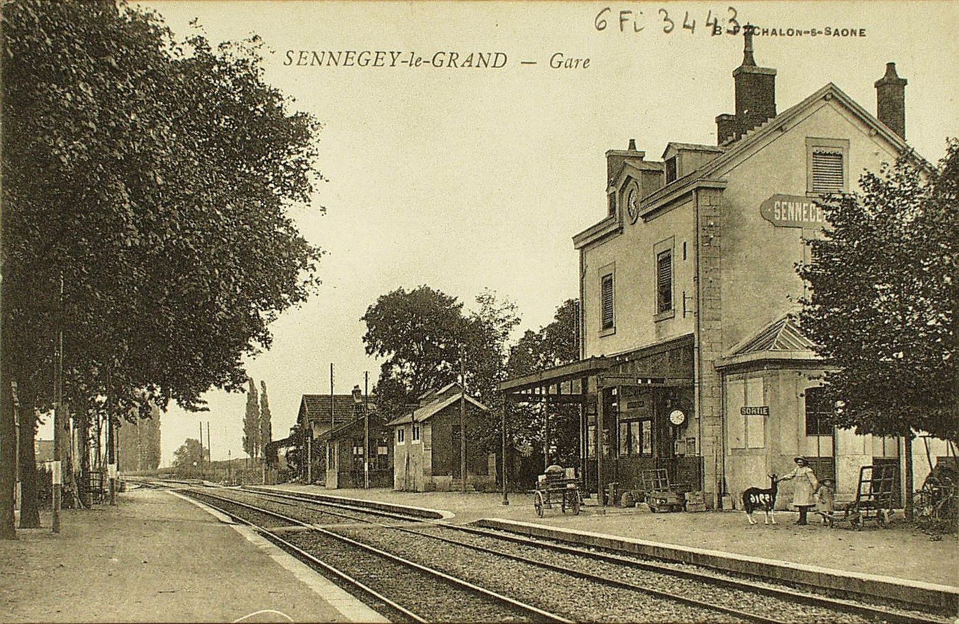 Sennecey-le-Grand. Gare.