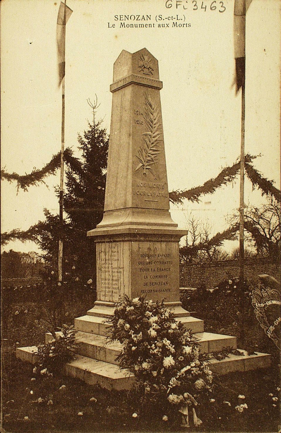 Senozan. Le monument aux morts.
