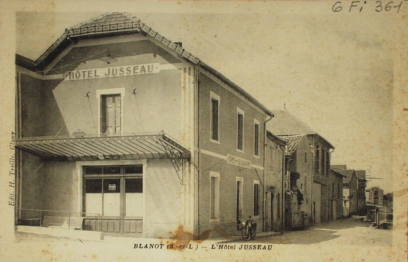 Blanot. L'hôtel Jusseau.