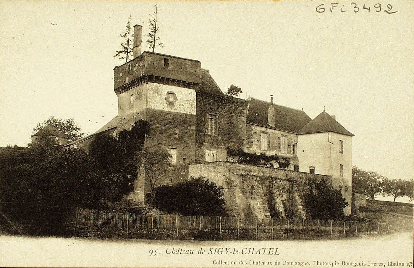 Château de Gros Chigy à Saint-André-le-Désert.