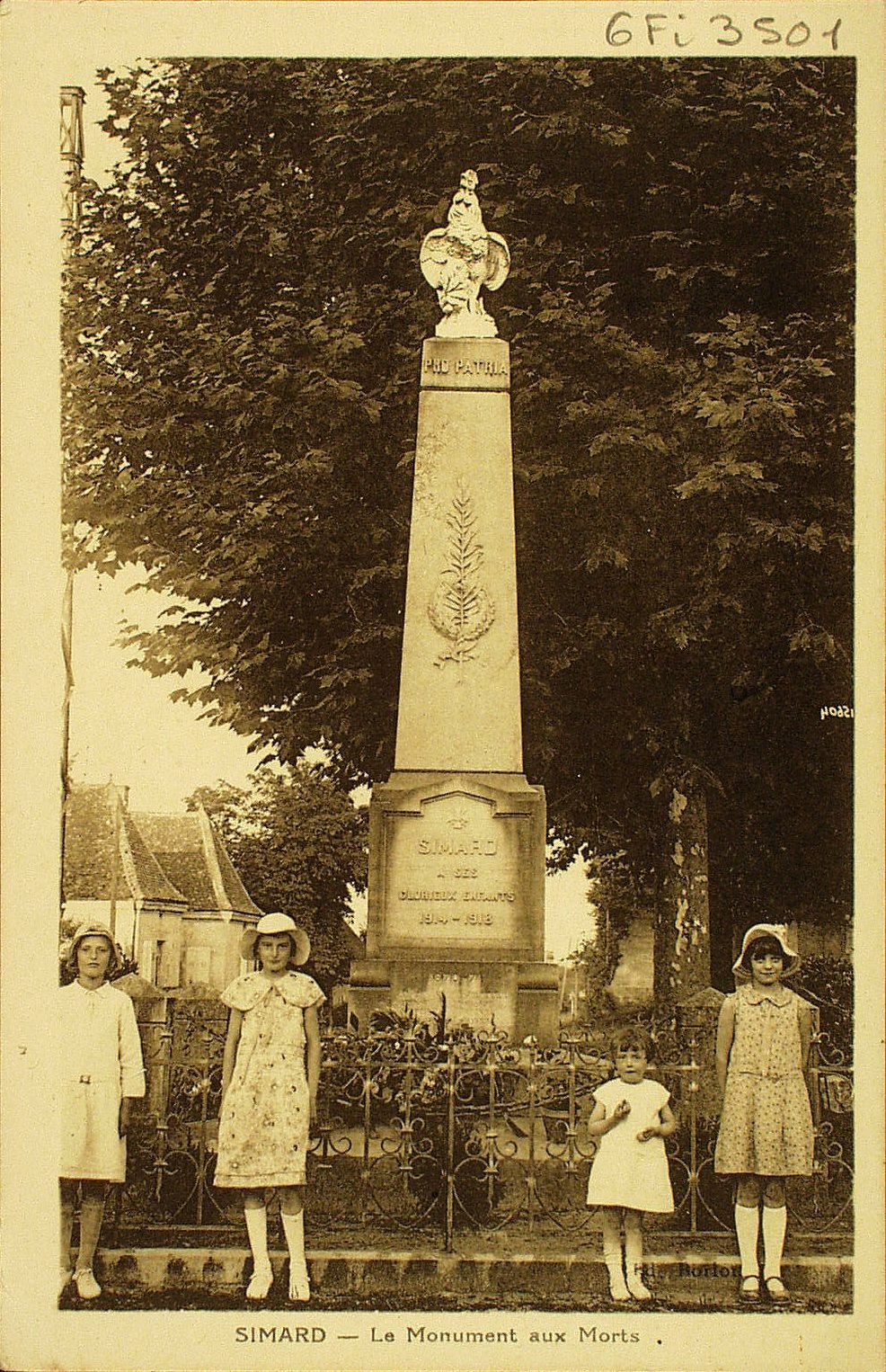 Simard. Le monument aux morts.