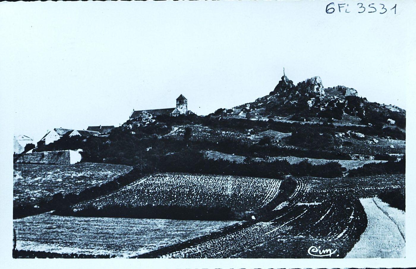 Suin. Vue générale.