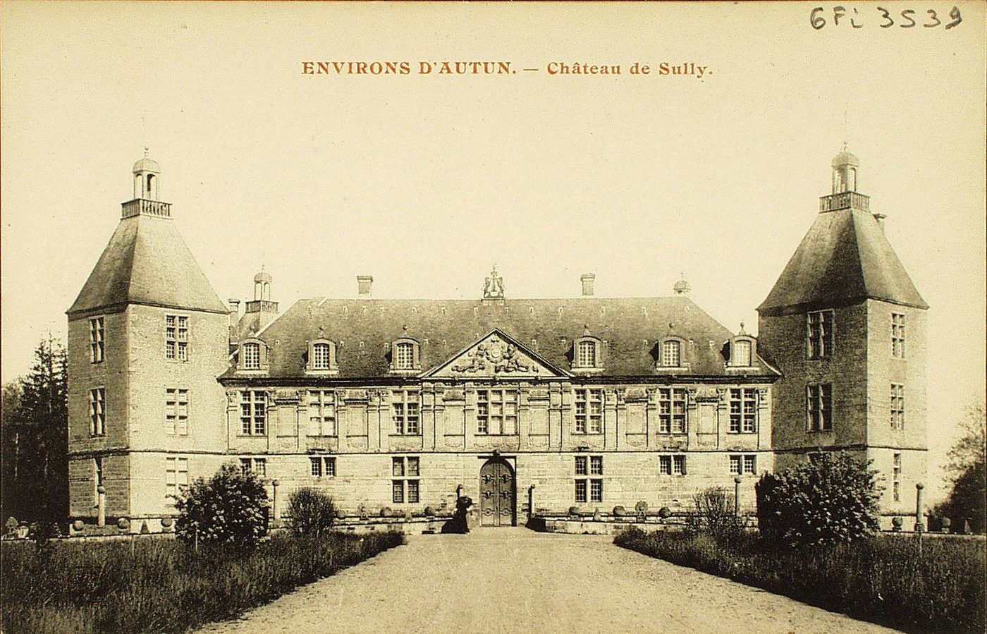 Environs d'Autun. Château de Sully.