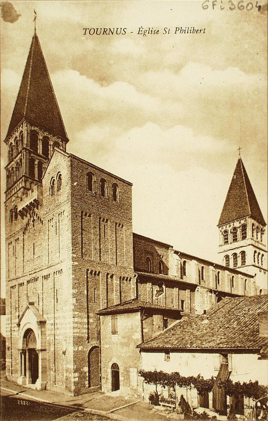 Tournus. Eglise Saint-Philibert.