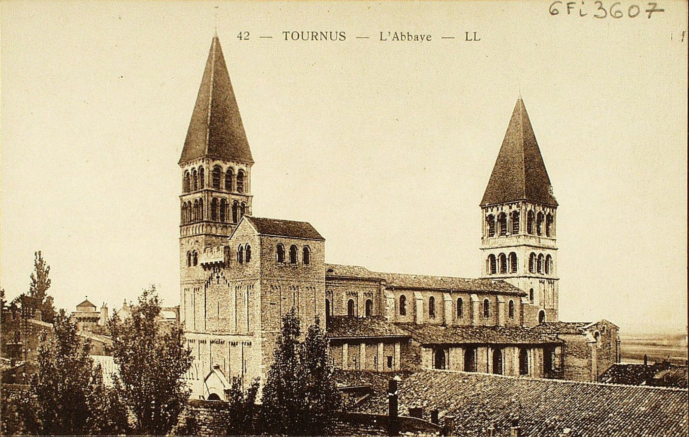 Tournus. L'abbaye.