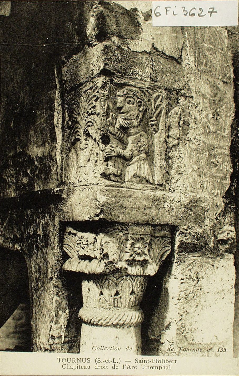 Tournus. Saint-Philibert. Chapiteau droit de l'arc triomphal.