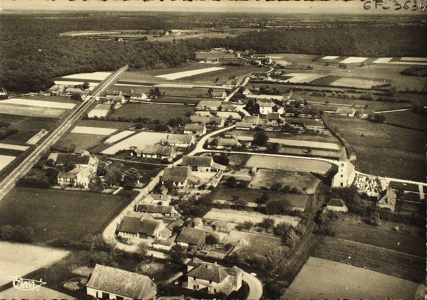Toutenant. Vue panoramique aérienne.